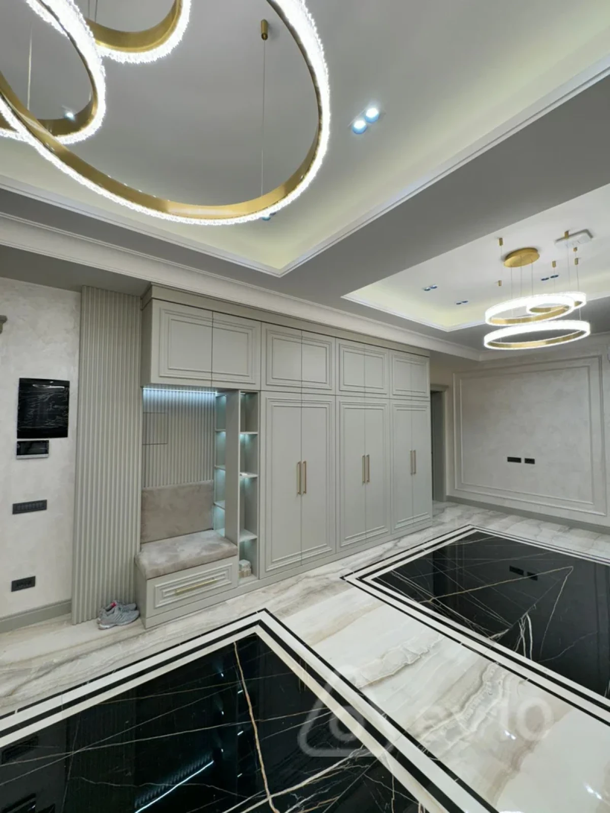 Kirayə verilir 3 otaqlı yeni tikili 110 m²