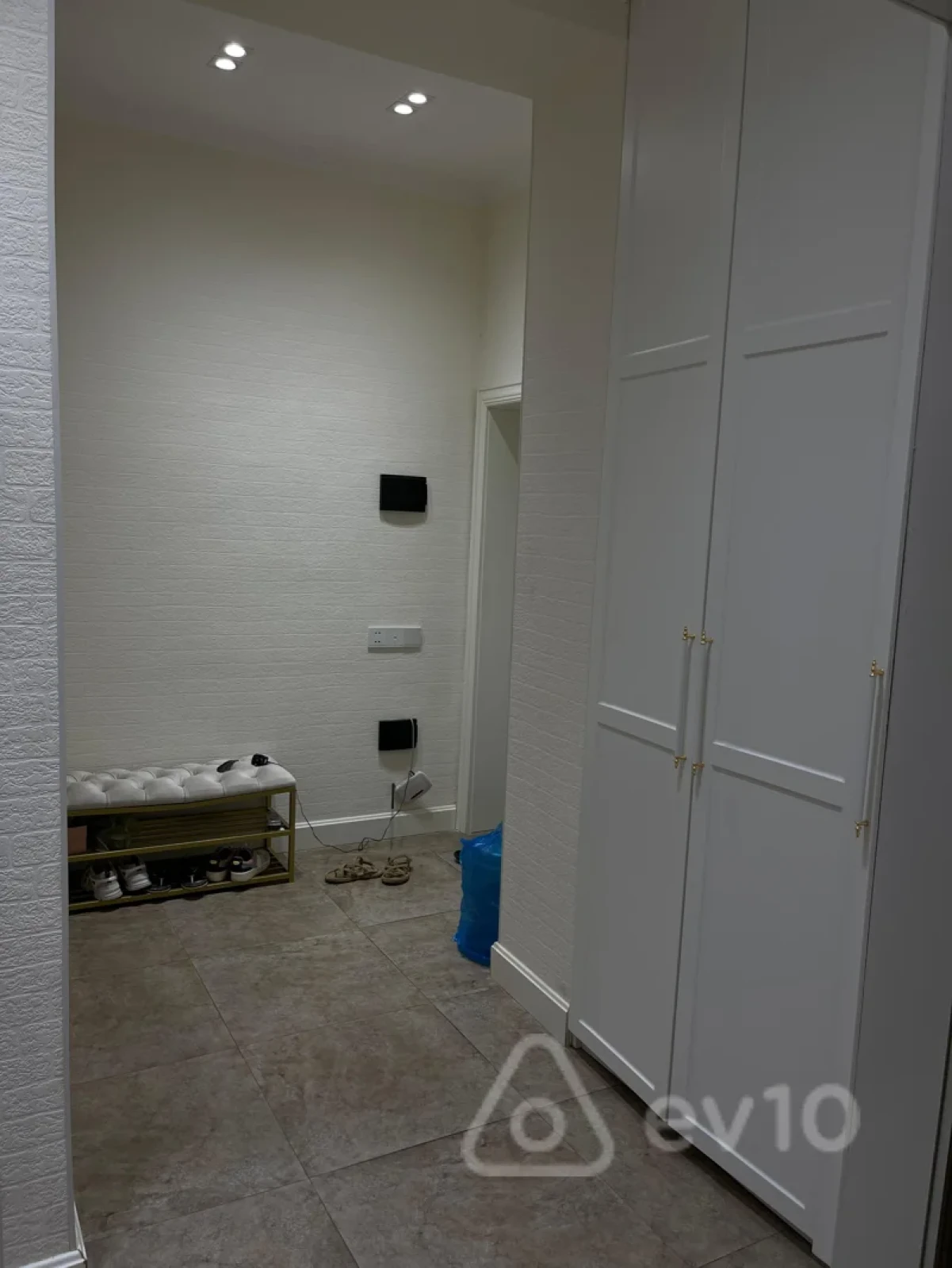 Kirayə verilir 3 otaqlı yeni tikili 110 m²