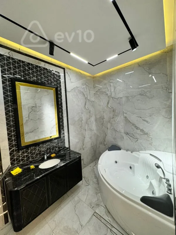 Kirayə verilir 3 otaqlı yeni tikili 110 m²