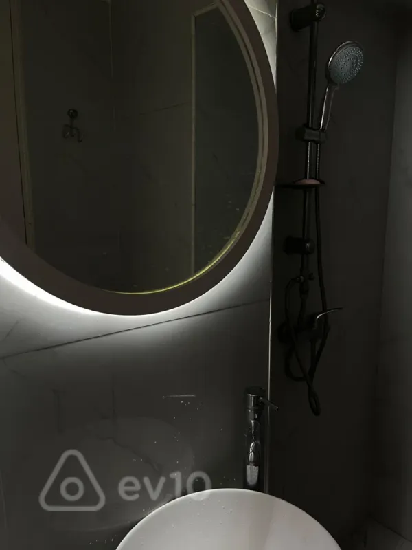 Kirayə verilir 3 otaqlı yeni tikili 110 m²