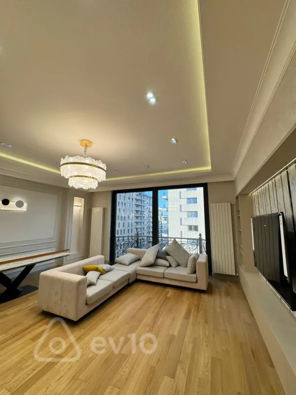 Kirayə verilir 3 otaqlı yeni tikili 110 m²