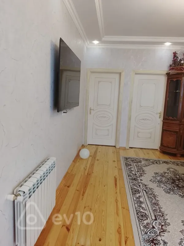 Satılır 4 otaqlı həyət evi 130 m²