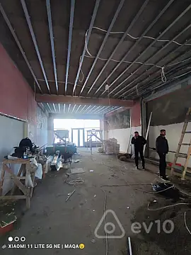 Kirayə verilir mənzil 140 m²