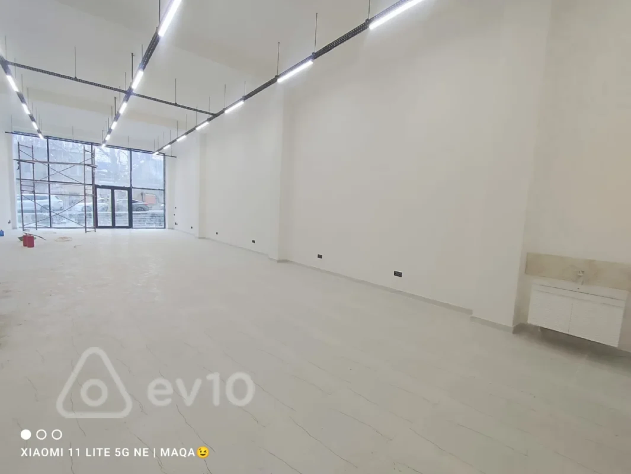 Kirayə verilir mənzil 140 m²