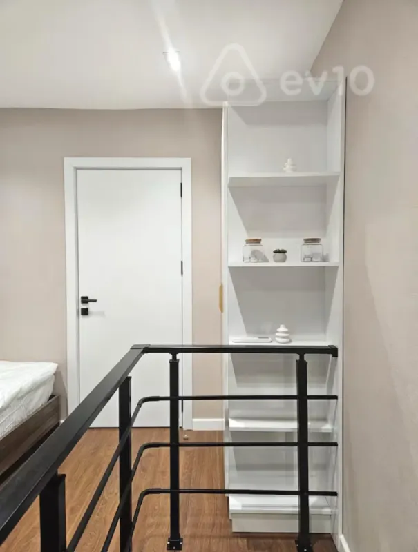 Satılır 2 otaqlı köhnə tikili 45 m²