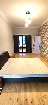 Kirayə verilir 2 otaqlı yeni tikili 75 m²