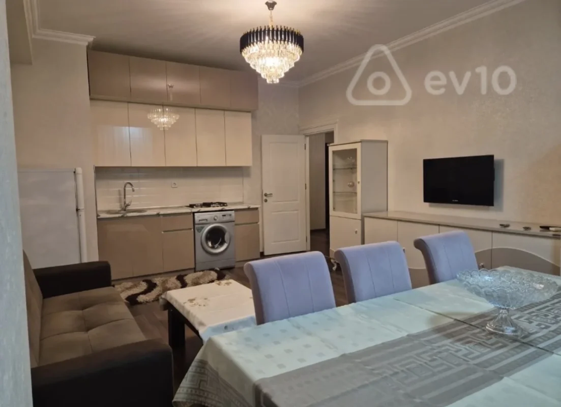 Kirayə verilir 3 otaqlı yeni tikili 100 m²