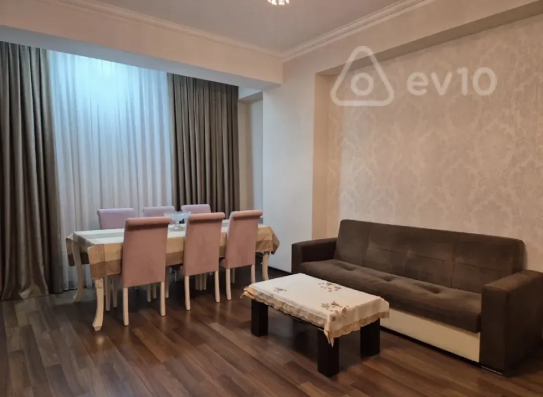 Kirayə verilir 3 otaqlı yeni tikili 100 m²
