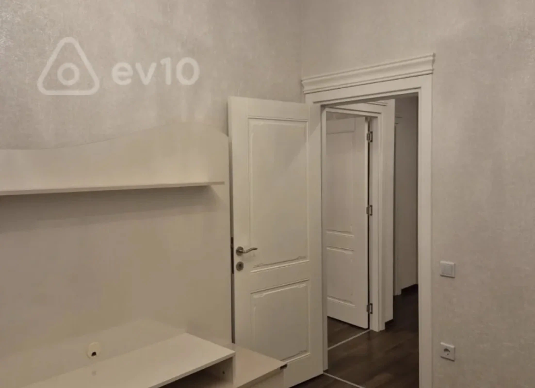 Kirayə verilir 3 otaqlı yeni tikili 100 m²