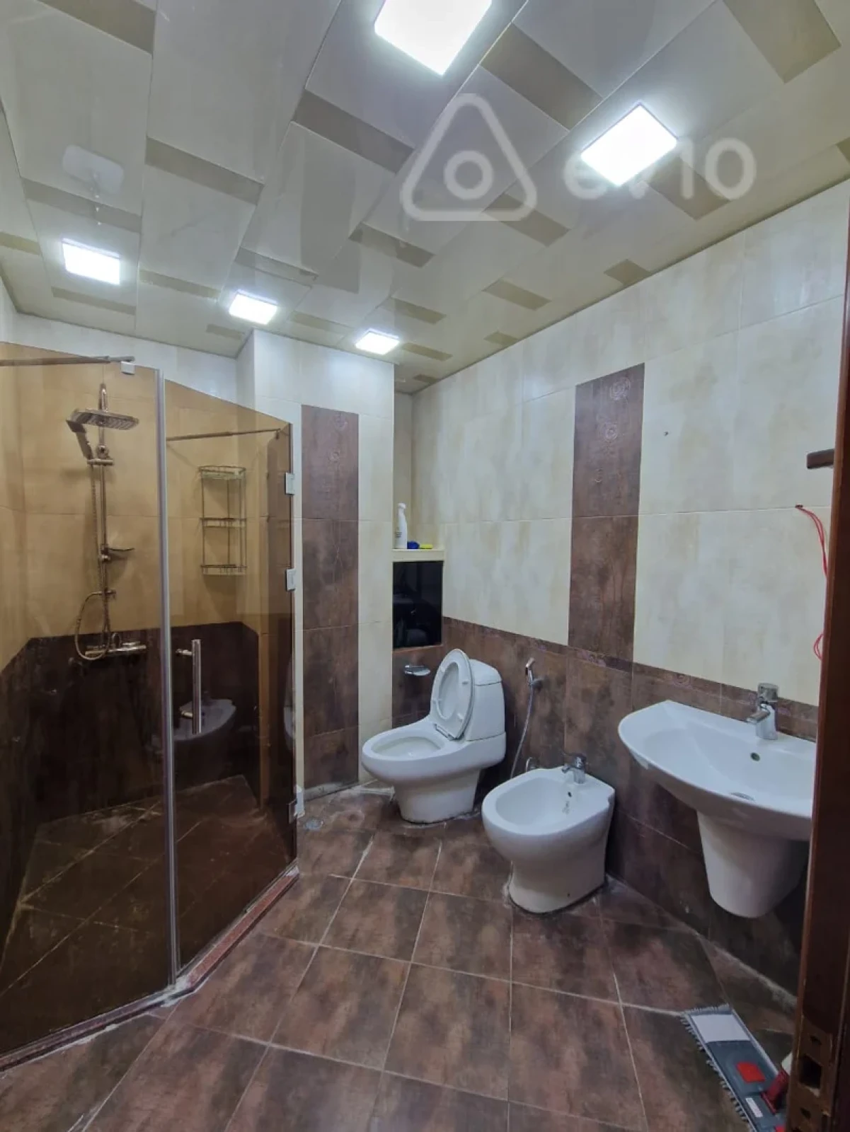 Satılır 4 otaqlı yeni tikili 176 m²