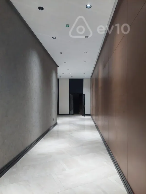 Satılır 2 otaqlı yeni tikili 106.9 m²