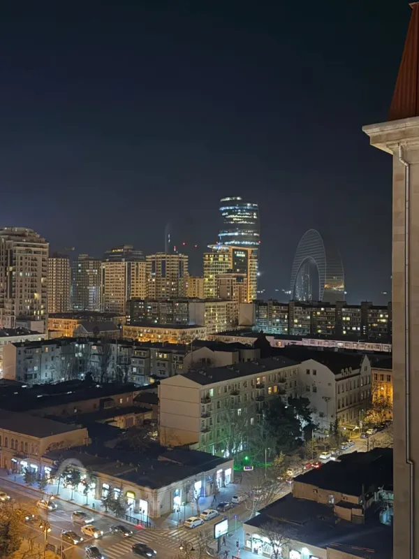 Kirayə verilir 2 otaqlı yeni tikili 85 m²