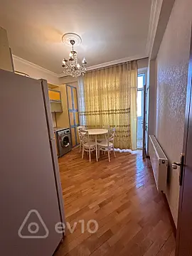 Kirayə verilir 2 otaqlı yeni tikili 84 m²