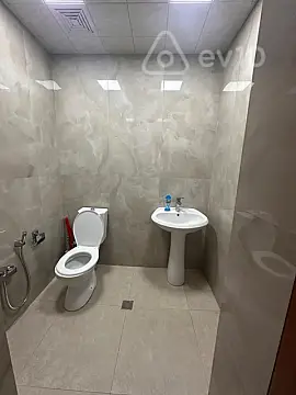 Kirayə verilir 2 otaqlı yeni tikili 84 m²