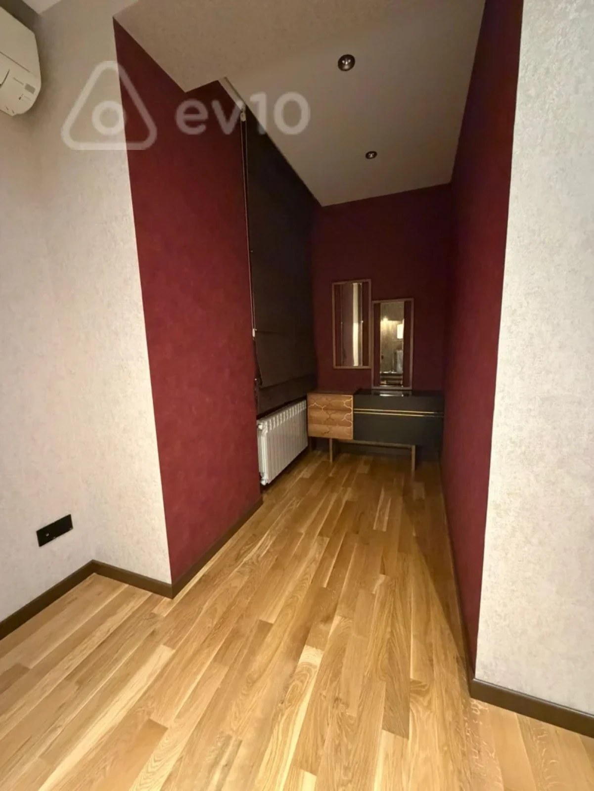 Kirayə verilir 2 otaqlı yeni tikili 82 m²