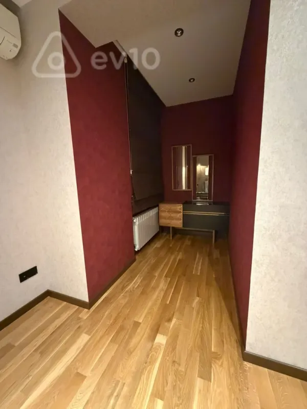 Kirayə verilir 2 otaqlı yeni tikili 82 m²