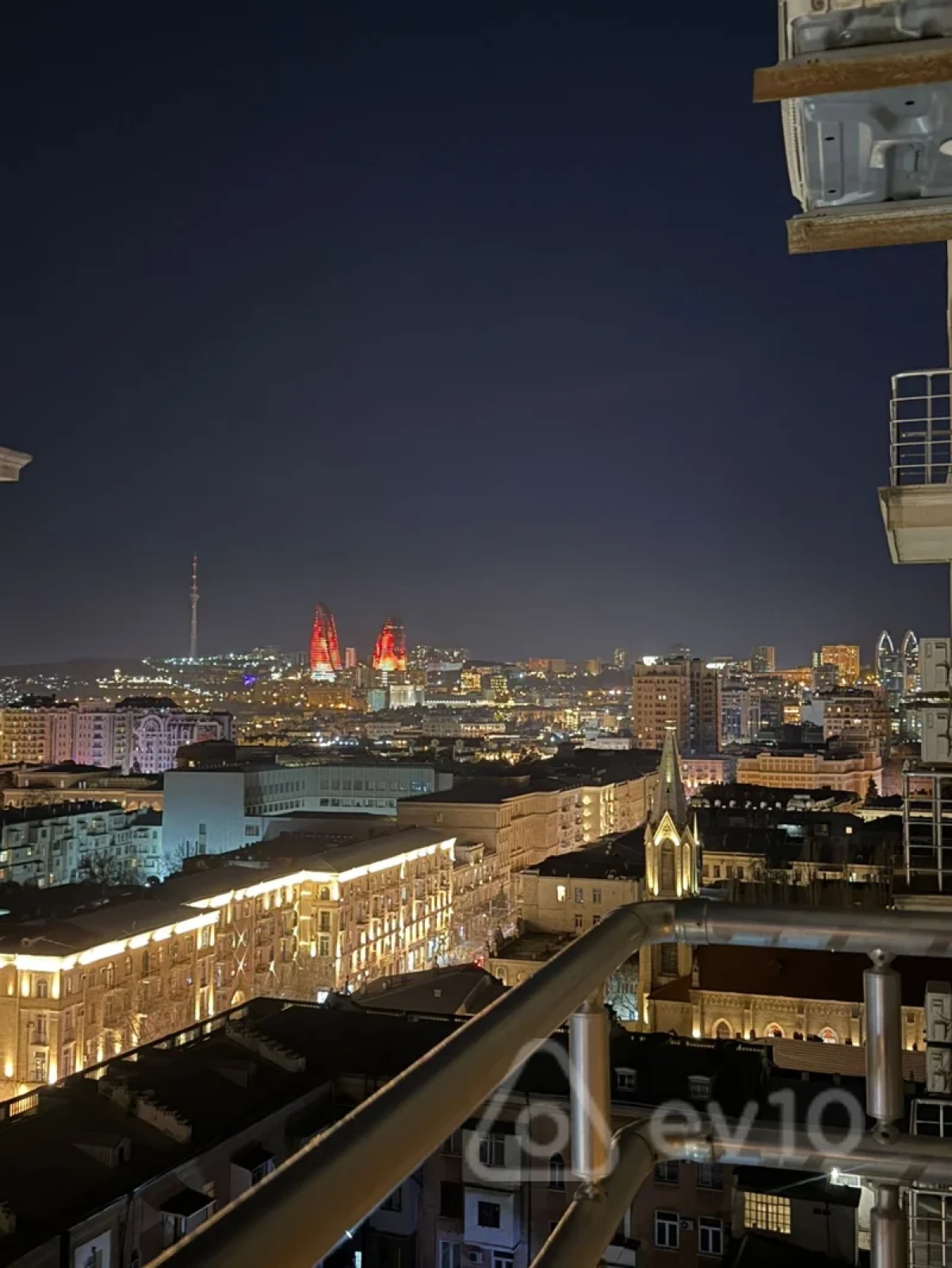 Kirayə verilir 2 otaqlı yeni tikili 85 m²