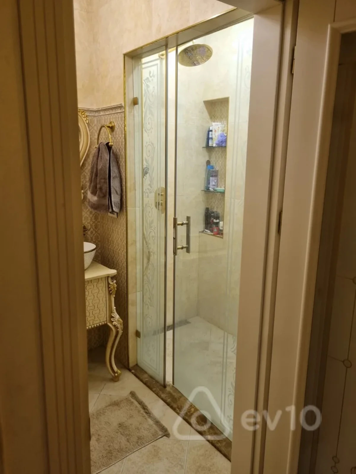 Satılır 2 otaqlı yeni tikili 92 m²