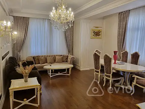 Satılır 2 otaqlı yeni tikili 92 m²