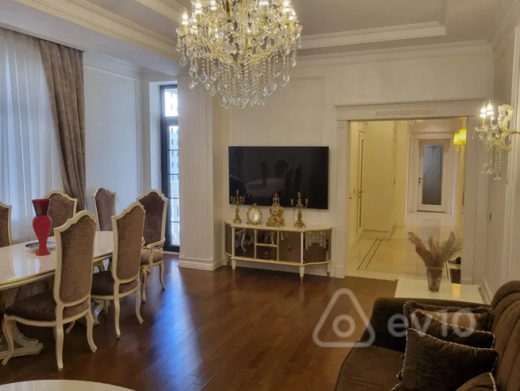 Satılır 2 otaqlı yeni tikili 92 m²