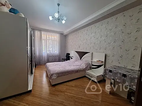 Satılır 3 otaqlı yeni tikili 100 m²