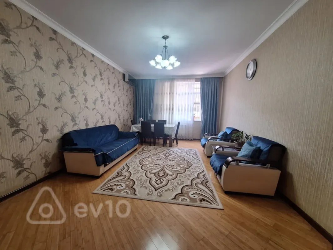 Satılır 3 otaqlı yeni tikili 100 m²