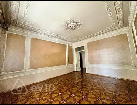 Kirayə verilir 3 otaqlı ofis 105 m²