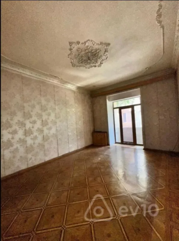 Kirayə verilir 3 otaqlı ofis 105 m²