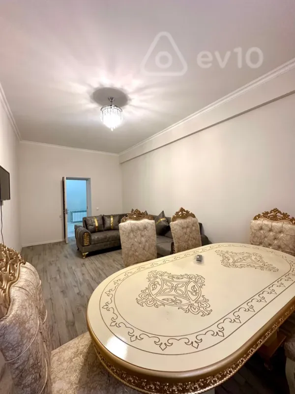 Kirayə verilir 3 otaqlı yeni tikili 120 m²