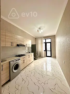 Kirayə verilir 3 otaqlı yeni tikili 120 m²
