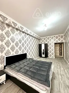 Kirayə verilir 3 otaqlı yeni tikili 120 m²