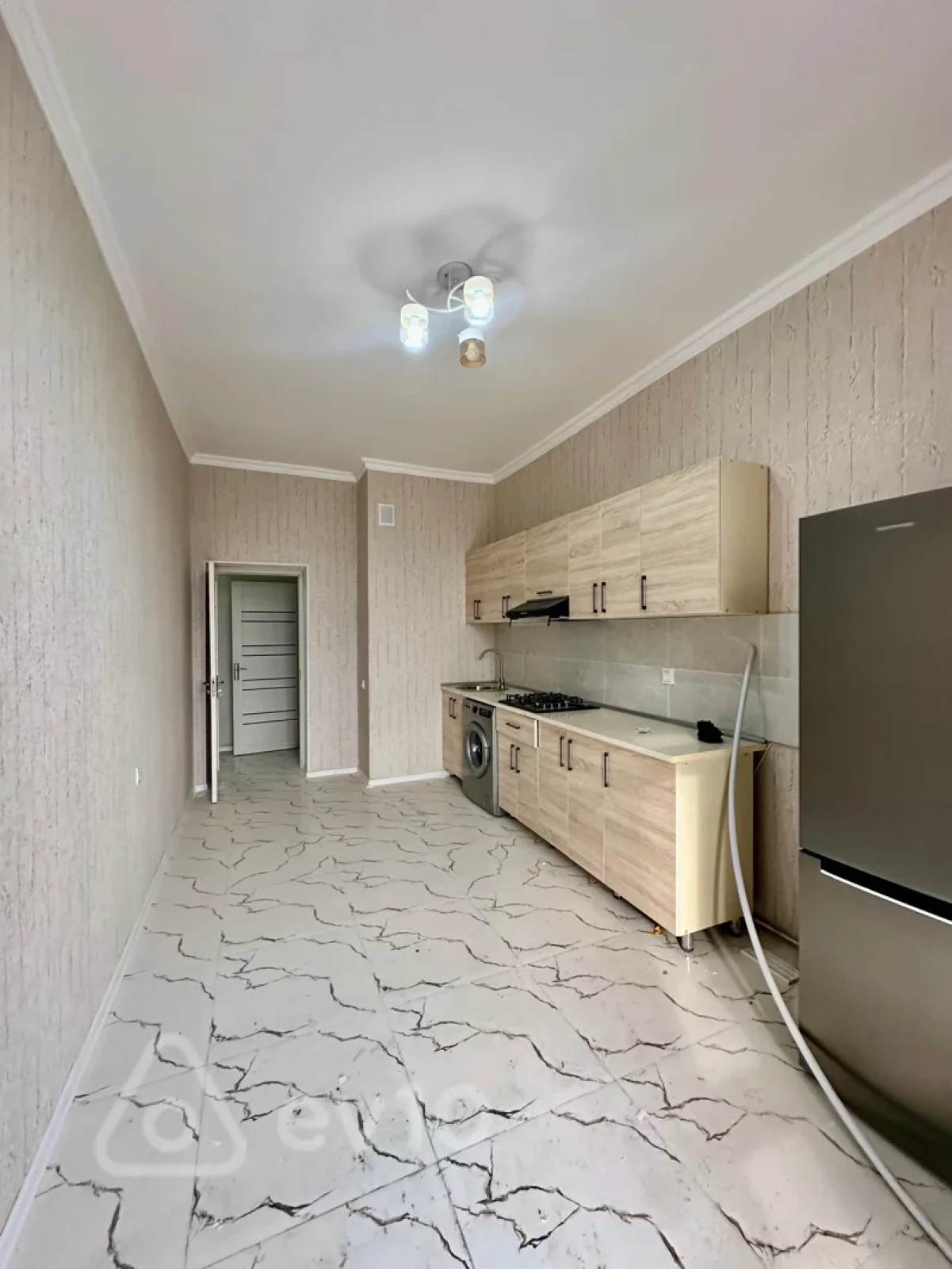 Kirayə verilir 3 otaqlı yeni tikili 120 m²