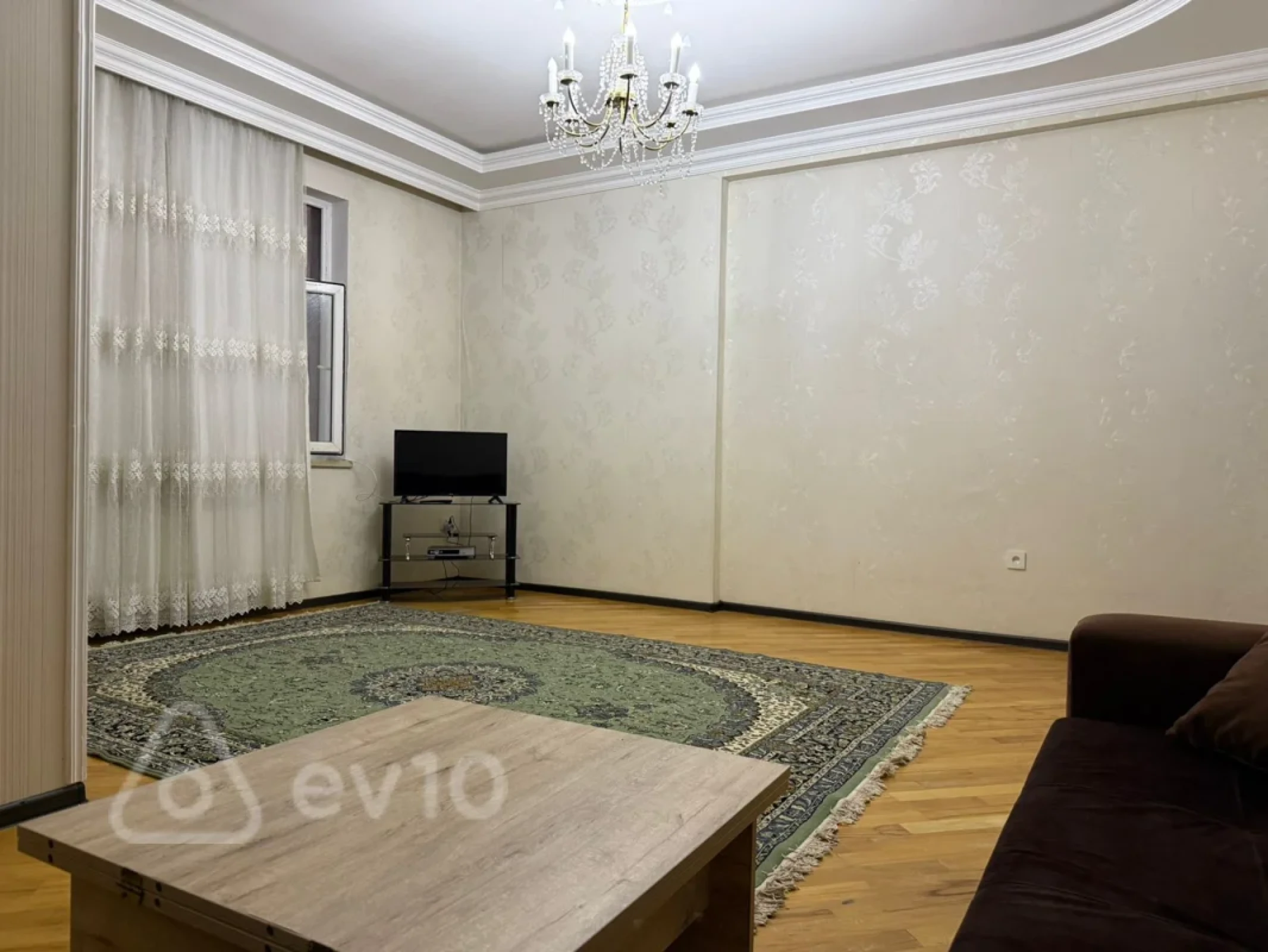 Kirayə verilir 3 otaqlı yeni tikili 118 m²