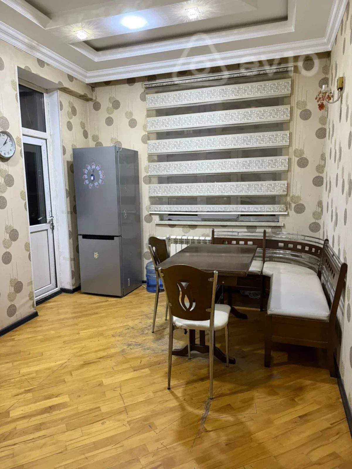 Kirayə verilir 3 otaqlı yeni tikili 118 m²