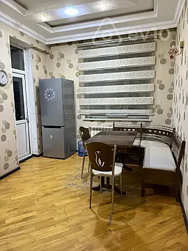 Kirayə verilir 3 otaqlı yeni tikili 118 m²