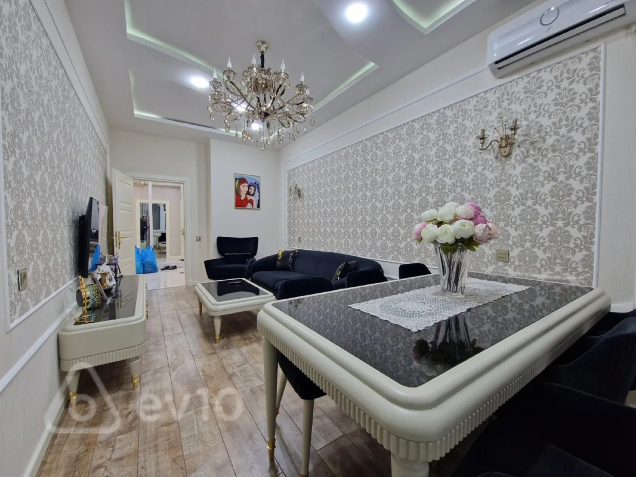 Kirayə verilir 2 otaqlı yeni tikili 75 m²