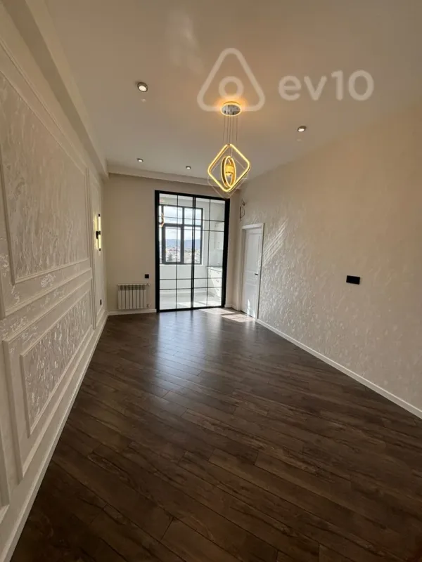 Satılır 3 otaqlı yeni tikili 86 m²