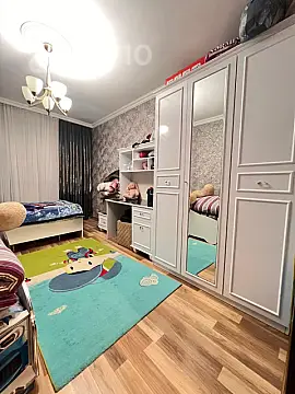 Satılır 3 otaqlı köhnə tikili 80 m²