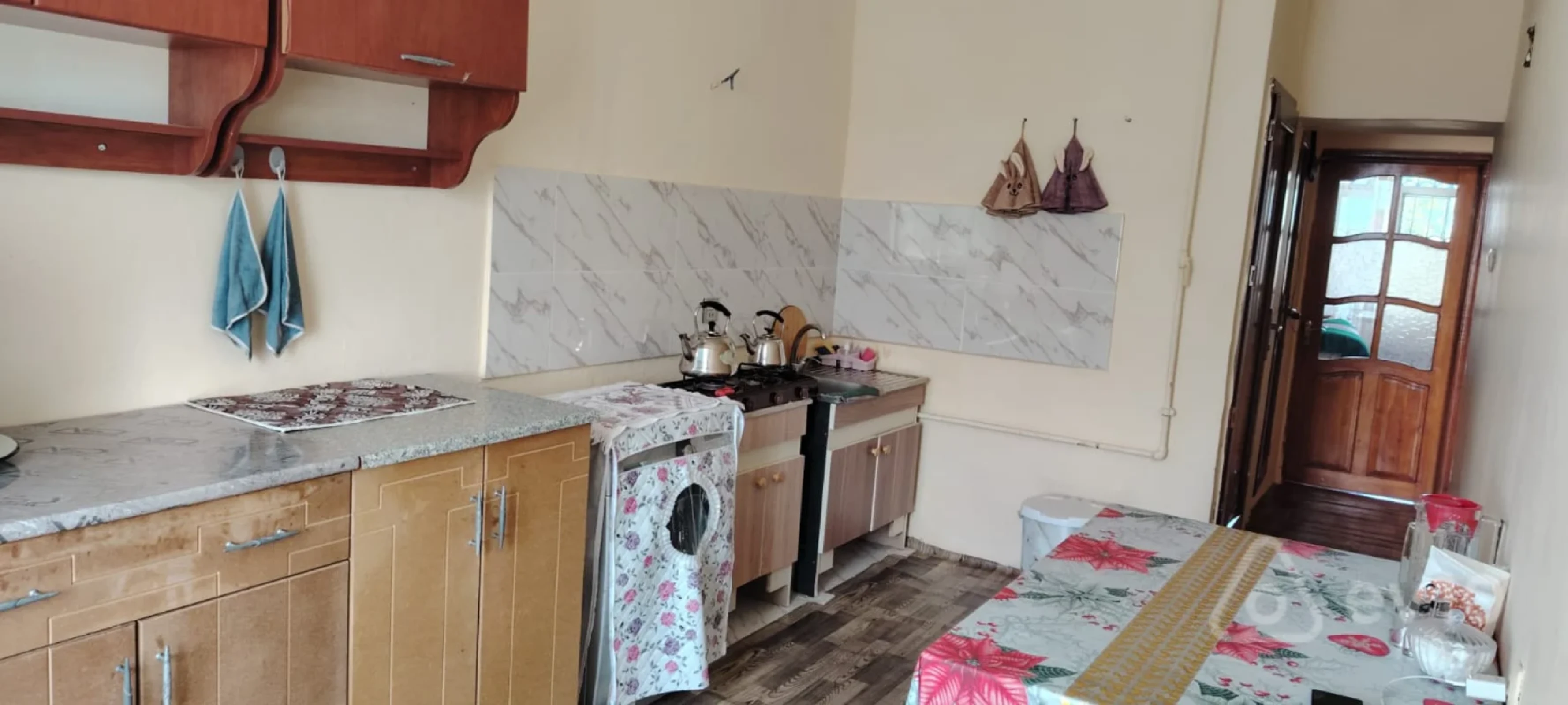 Kirayə verilir 2 otaqlı köhnə tikili 50 m²