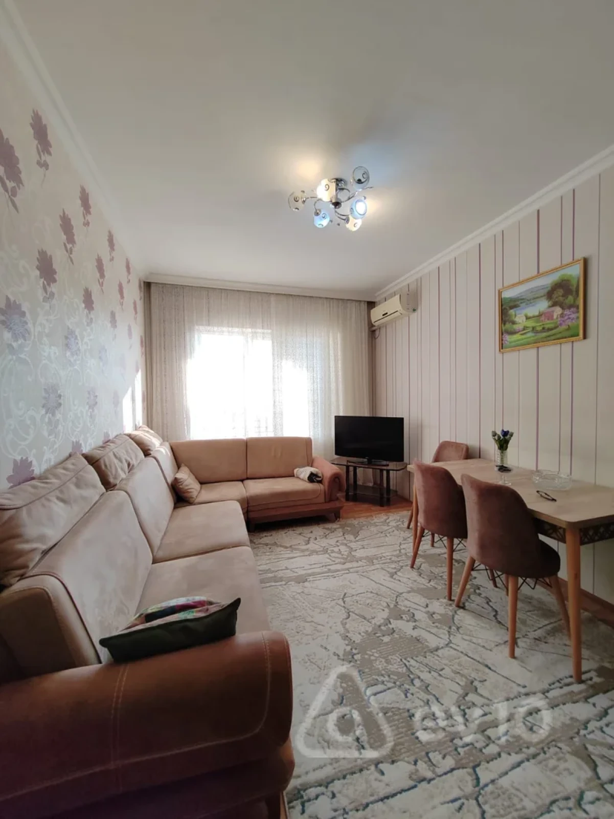 Satılır 3 otaqlı köhnə tikili 80 m²