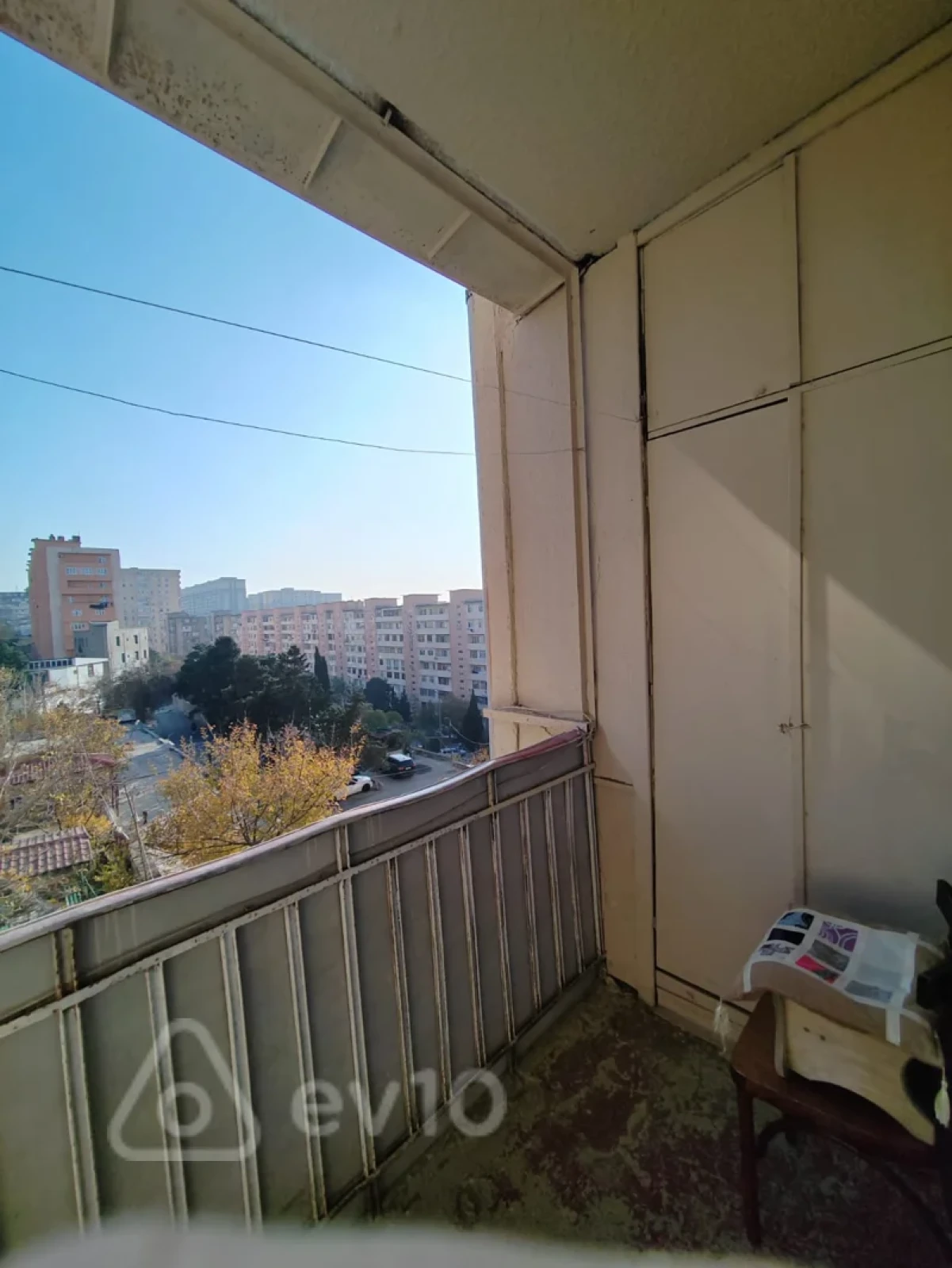 Satılır 3 otaqlı köhnə tikili 80 m²