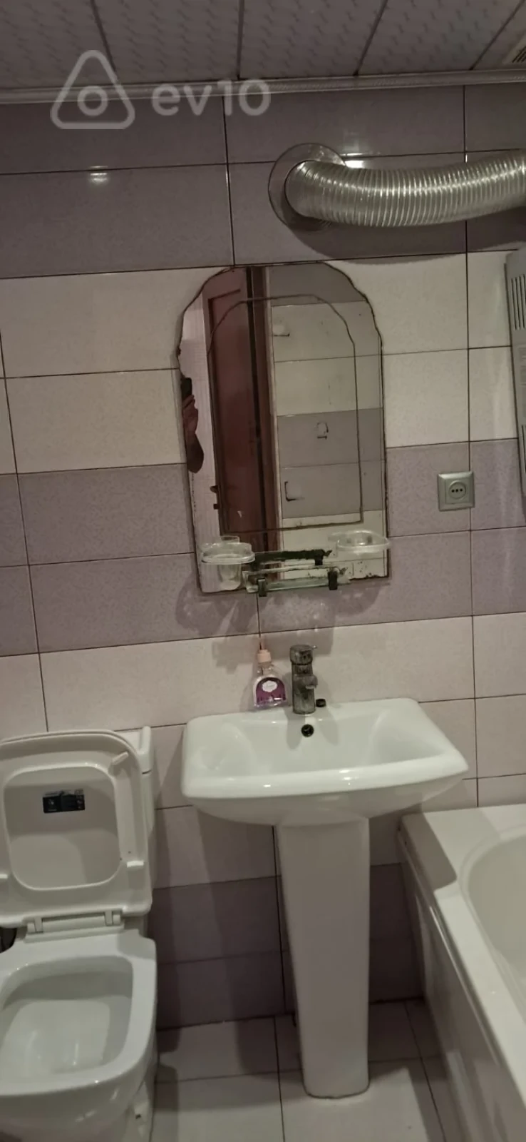 Kirayə verilir 1 otaqlı köhnə tikili 30 m²