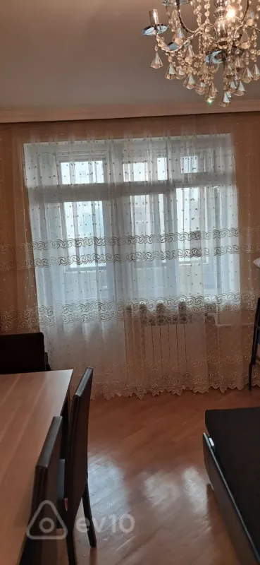 Kirayə verilir 1 otaqlı köhnə tikili 30 m²