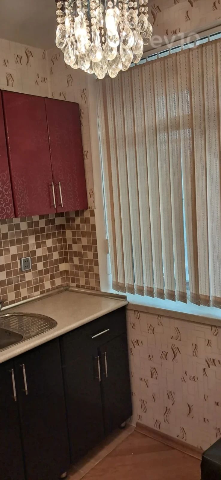 Kirayə verilir 1 otaqlı köhnə tikili 30 m²