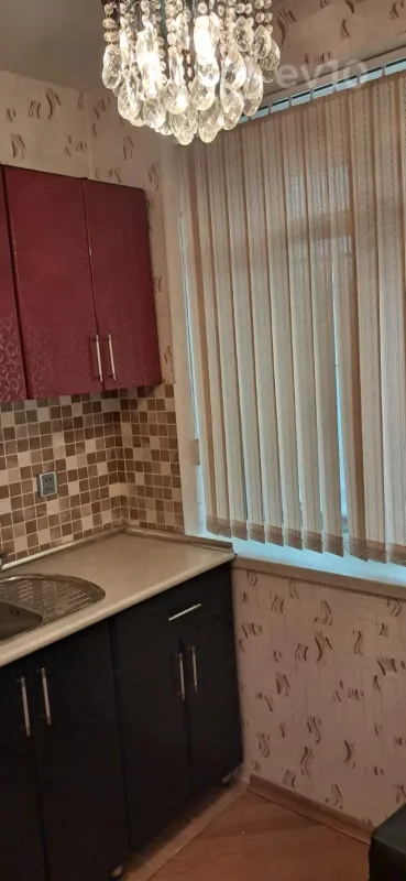 Kirayə verilir 1 otaqlı köhnə tikili 30 m²