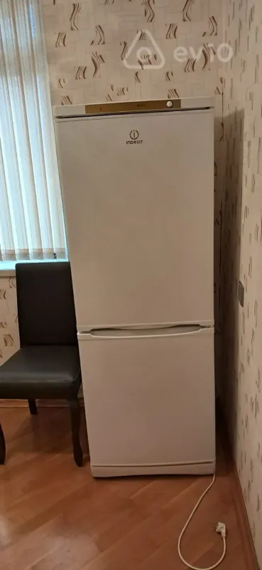 Kirayə verilir 1 otaqlı köhnə tikili 30 m²