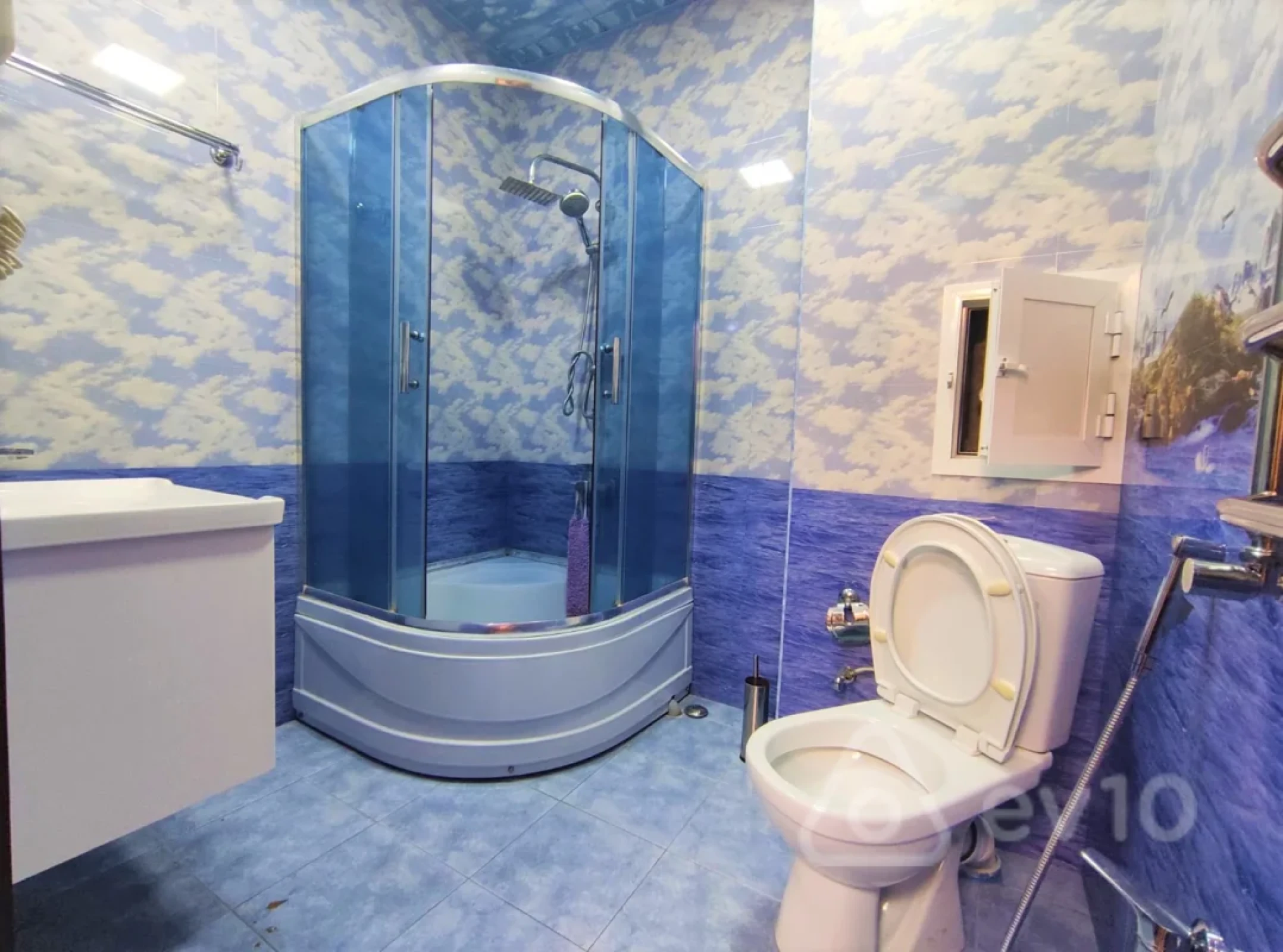 Satılır 3 otaqlı yeni tikili 150 m²