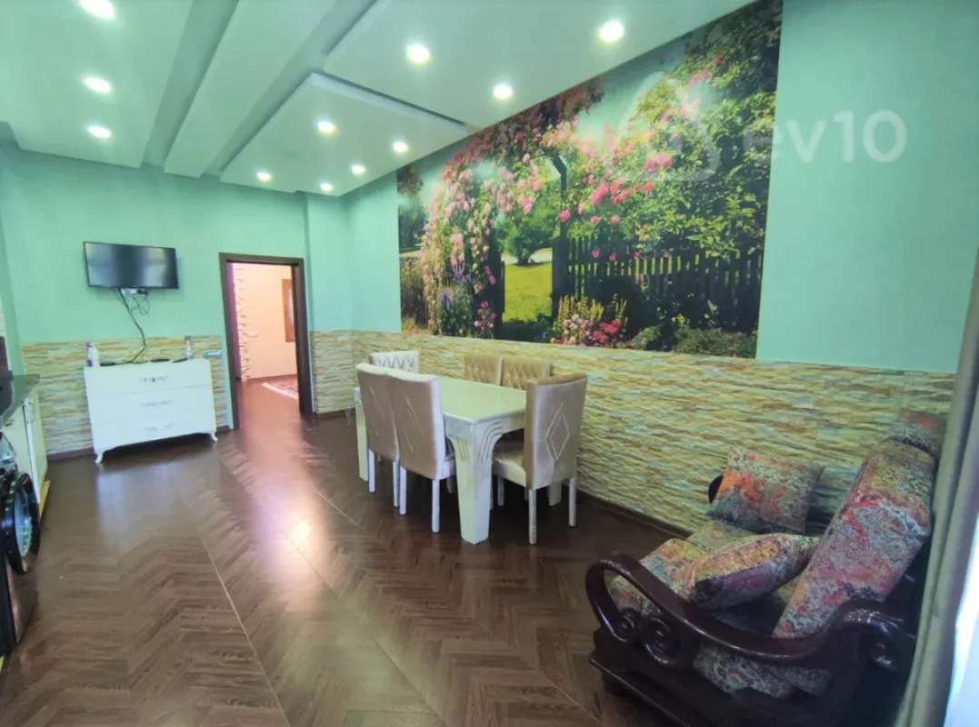 Satılır 3 otaqlı yeni tikili 150 m²