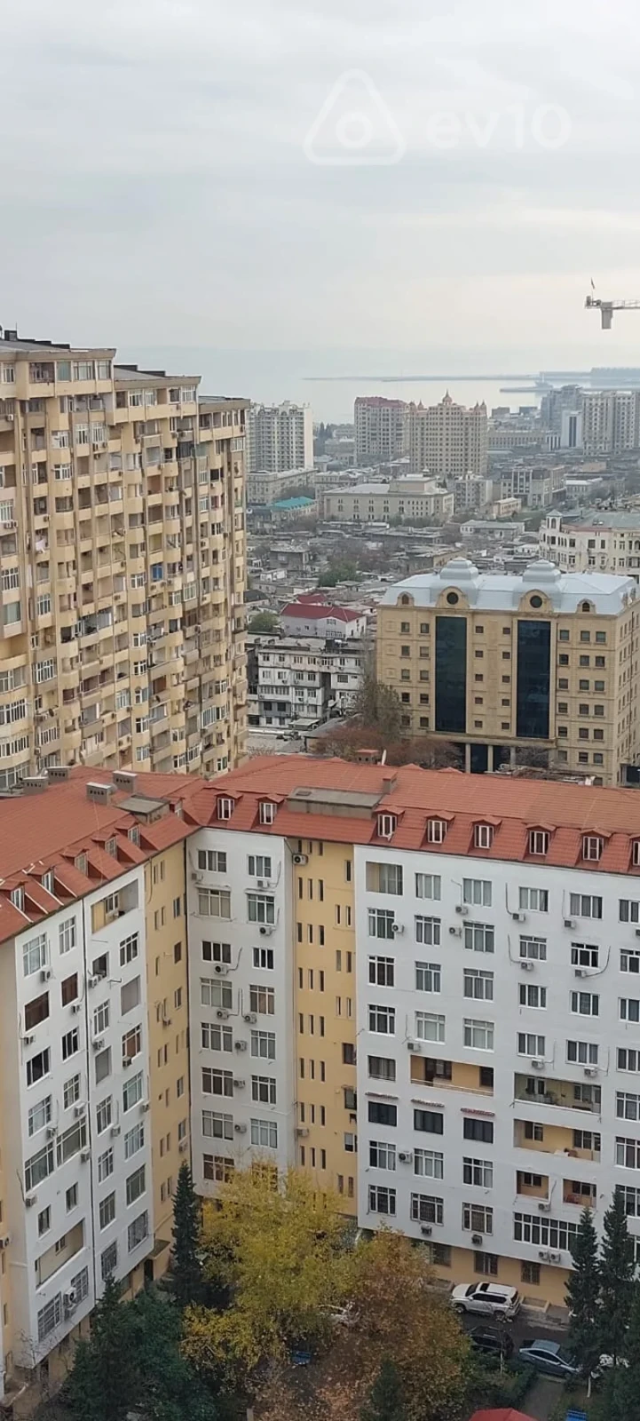 Kirayə verilir 4 otaqlı yeni tikili 210 m²