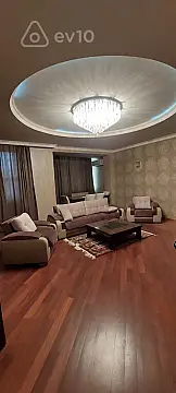 Kirayə verilir 4 otaqlı yeni tikili 210 m²